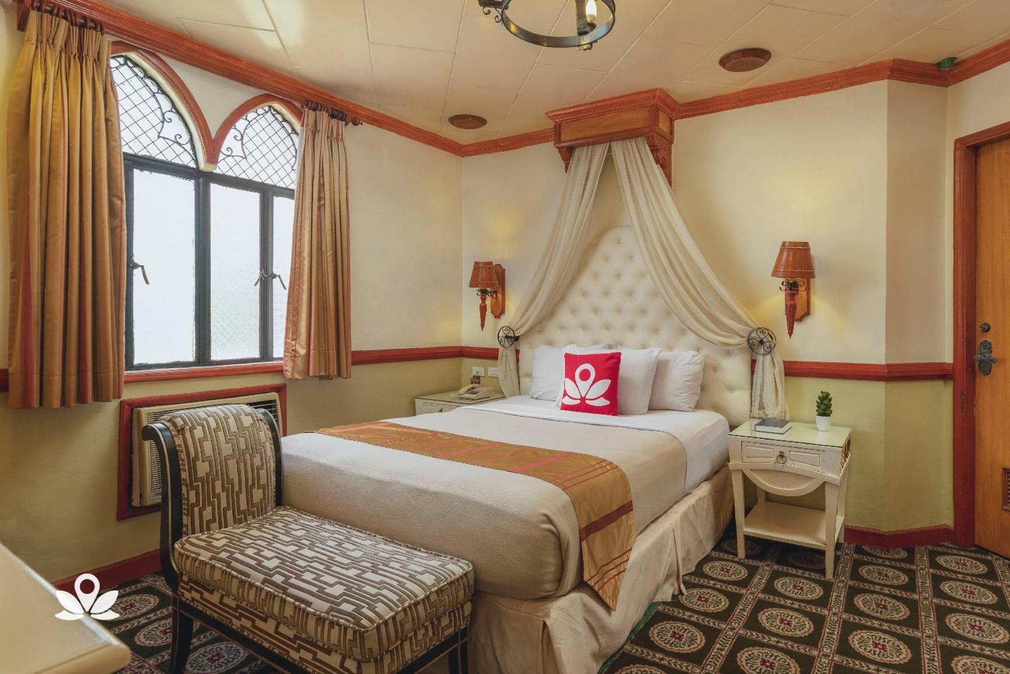 Zen Rooms Camelot Hotel Qc Кесон Сити Екстериор снимка