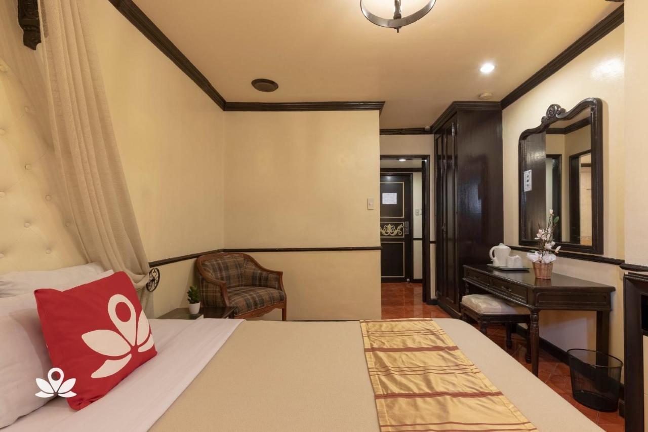 Zen Rooms Camelot Hotel Qc Кесон Сити Екстериор снимка