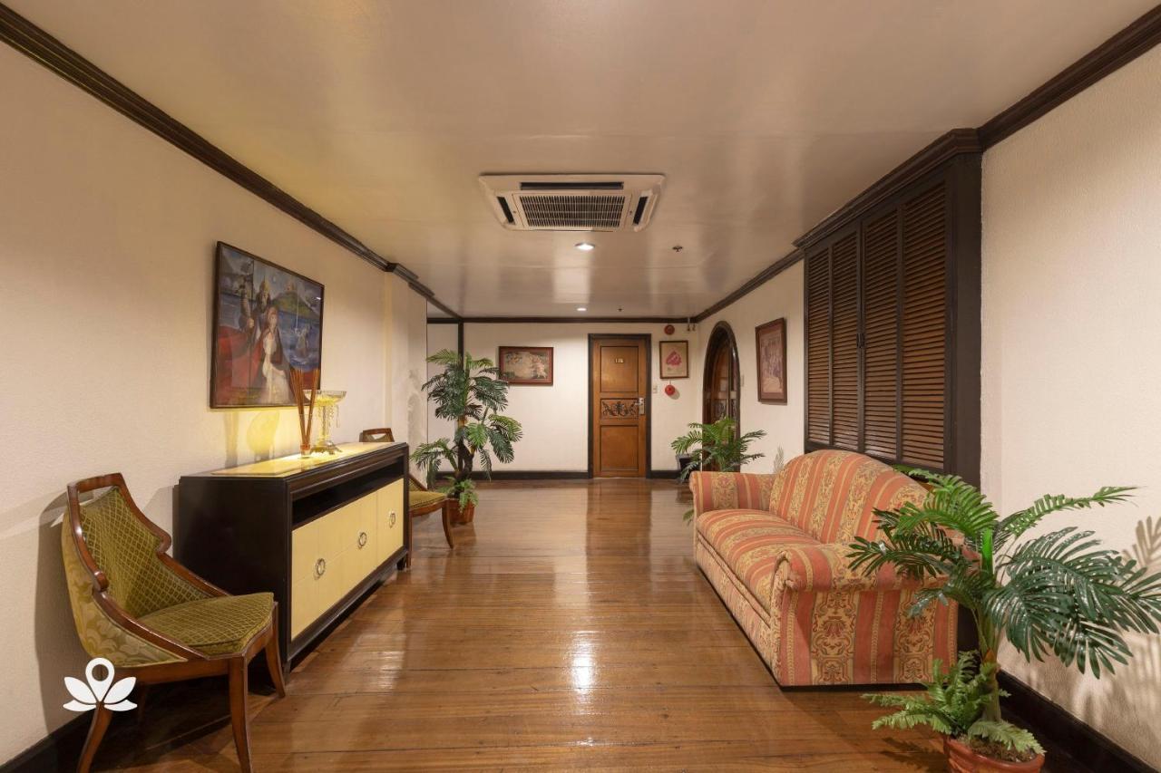 Zen Rooms Camelot Hotel Qc Кесон Сити Екстериор снимка